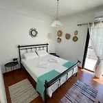 Διαμέρισμα Stunning Beachfront Stratos *