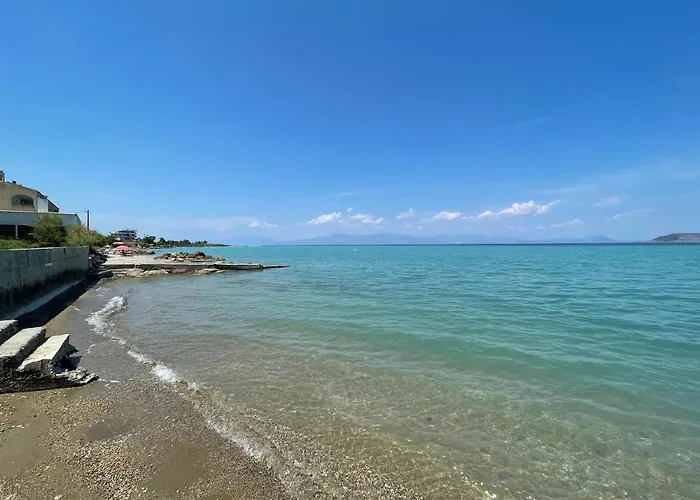 Stunning Beachfront Stratos * Nerantza